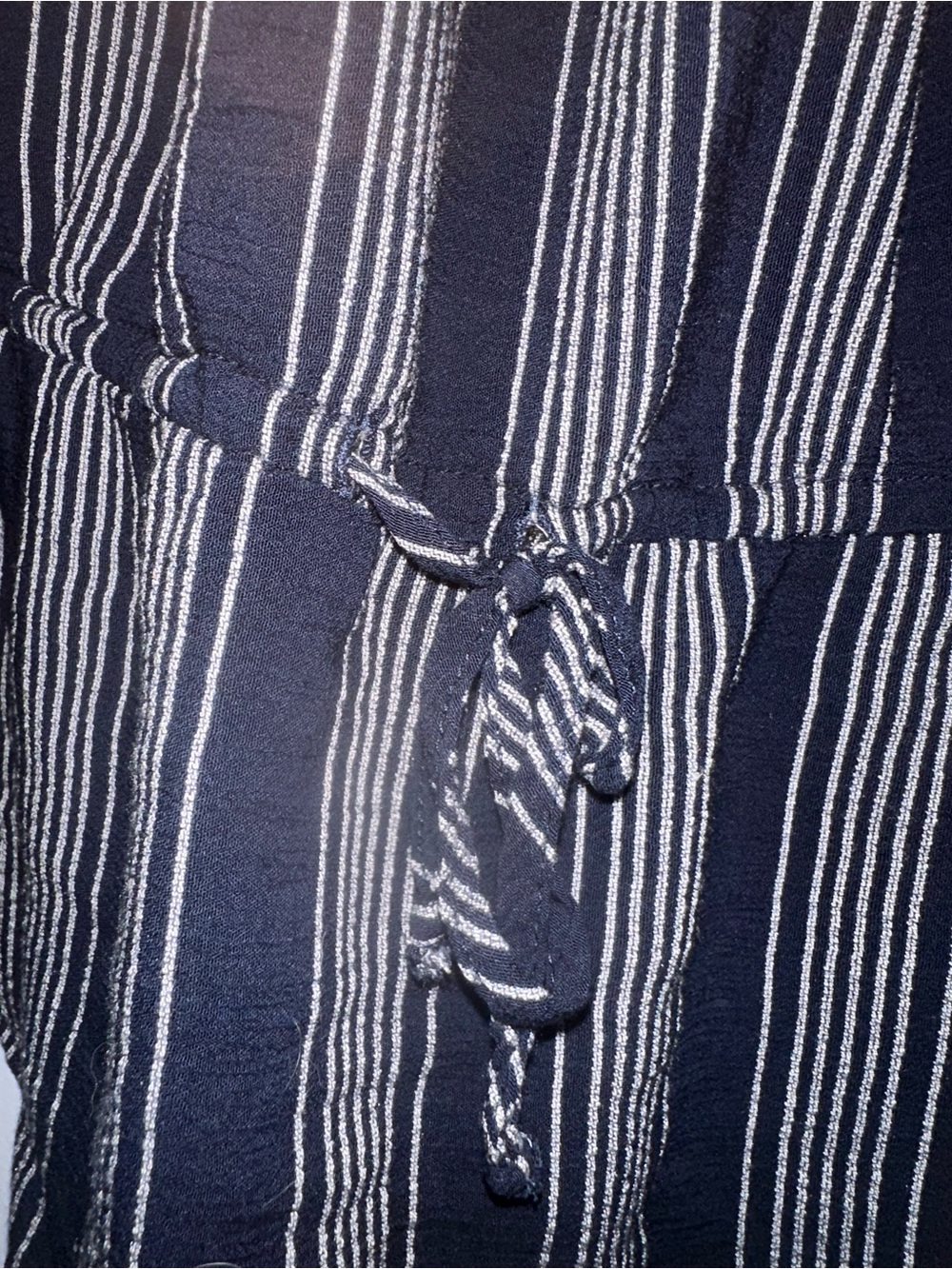 Abercrombie navy blue off‎ shoulder peplum top white stripe size medium. - Picture 10 of 13